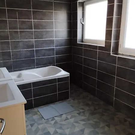 Maison Pour 11 Personnes Max *